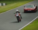 McLaren 12C vs Ducati 1199 Panigale S